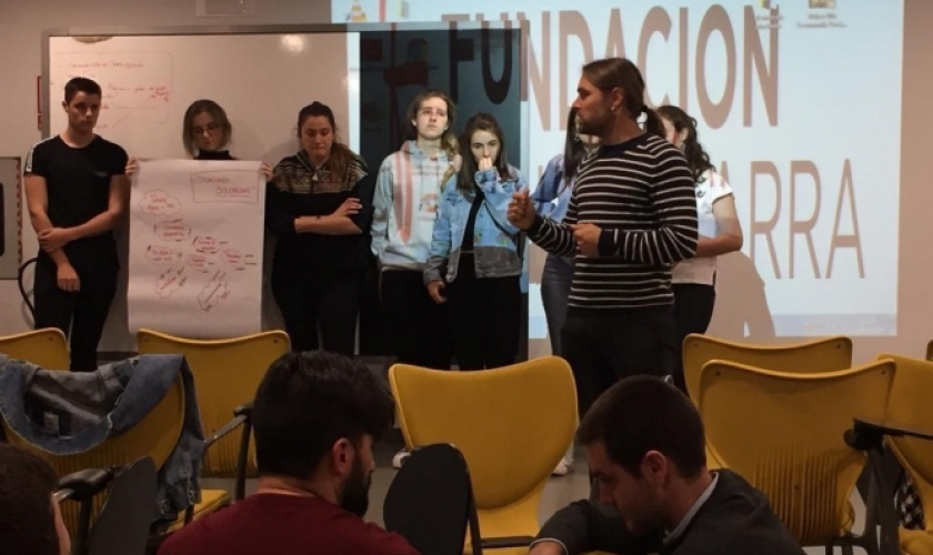 Jornada de formación para el monitorado de Campus Hondarribia Jornada de formación para el monitorado de Campus Hondarribia