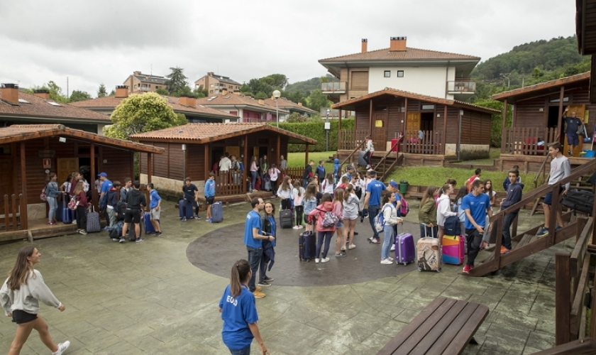 Fundación Caja Navarra beca a personas en riesgo de exclusión para el Campus Hondarribia Fundación Caja Navarra beca a personas en riesgo de exclusión para el Campus Hondarribia