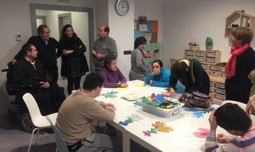 Visita del Patronato a diversos proyectos propios sociales de Fundación Caja Navarra Visita del Patronato a diversos proyectos propios sociales de Fundación Caja Navarra