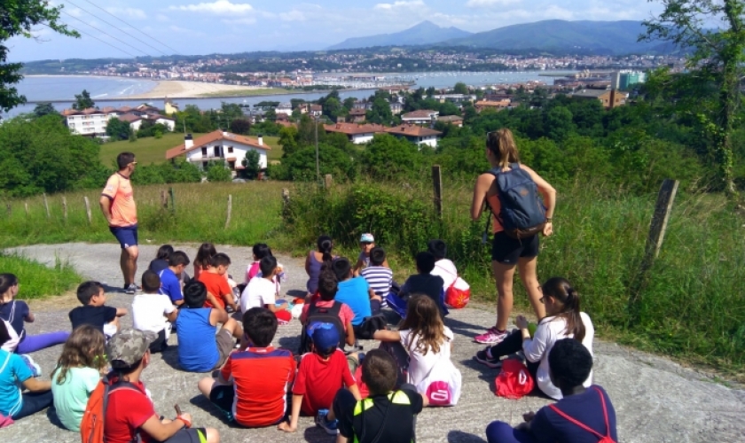 Programa "La buena onda" en las Colonias de Hondarribia Programa "La buena onda" en las Colonias de Hondarribia
