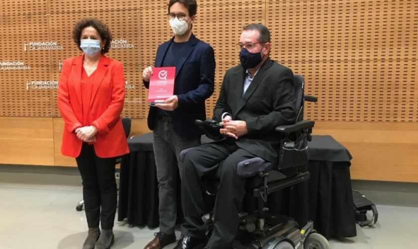 Primera edición del "Premio Proyectos e Iniciativas de Evaluación" Primera edición del "Premio Proyectos e Iniciativas de Evaluación"