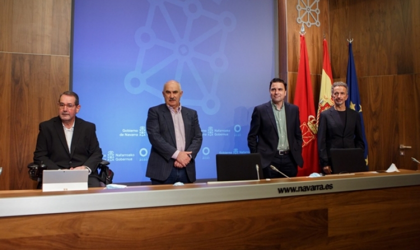 Fundación Caja Navarra y Gobierno de Navarra presentan el modelo de colaboración público-privada en vivienda social Fundación Caja Navarra y Gobierno de Navarra presentan el modelo de colaboración público-privada en vivienda social