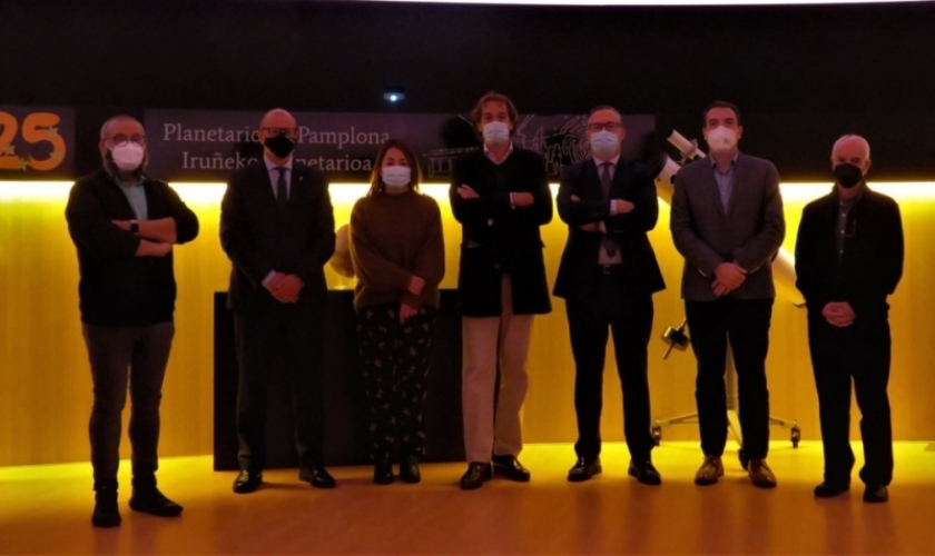 Proyección educativa en el Planetario Proyección educativa en el Planetario